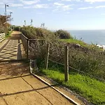 Cozy Beach House Sao Pedro Estoril *