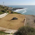 Cozy Beach House Sao Pedro Estoril Apartment *